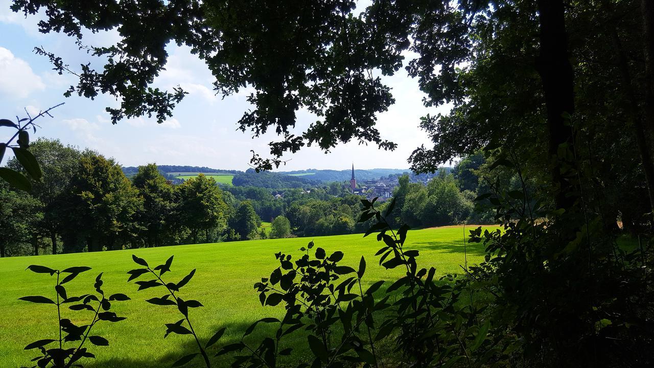 Graefrath Gaestehaus Neunkirchen-Seelscheid Neunkirchen  外观 照片