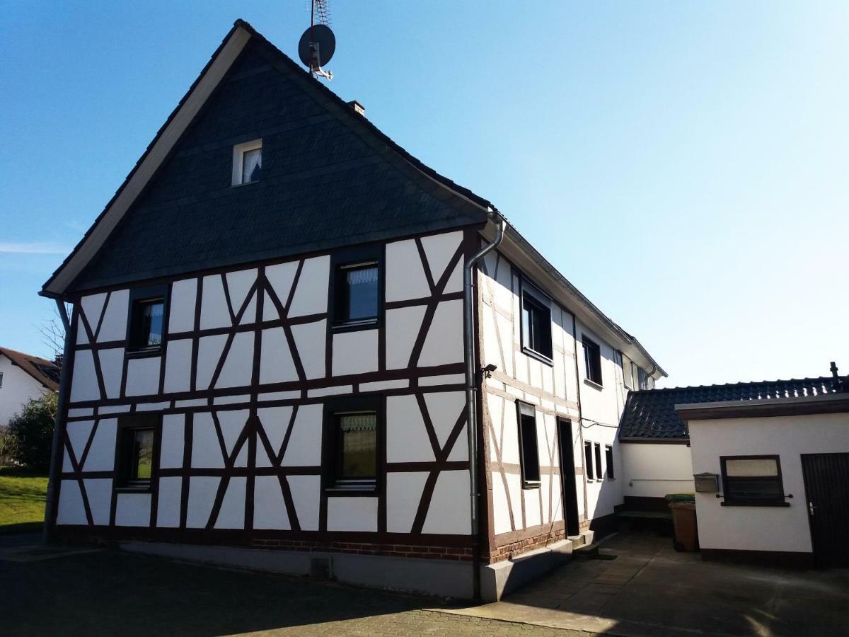 Graefrath Gaestehaus Neunkirchen-Seelscheid Neunkirchen  外观 照片